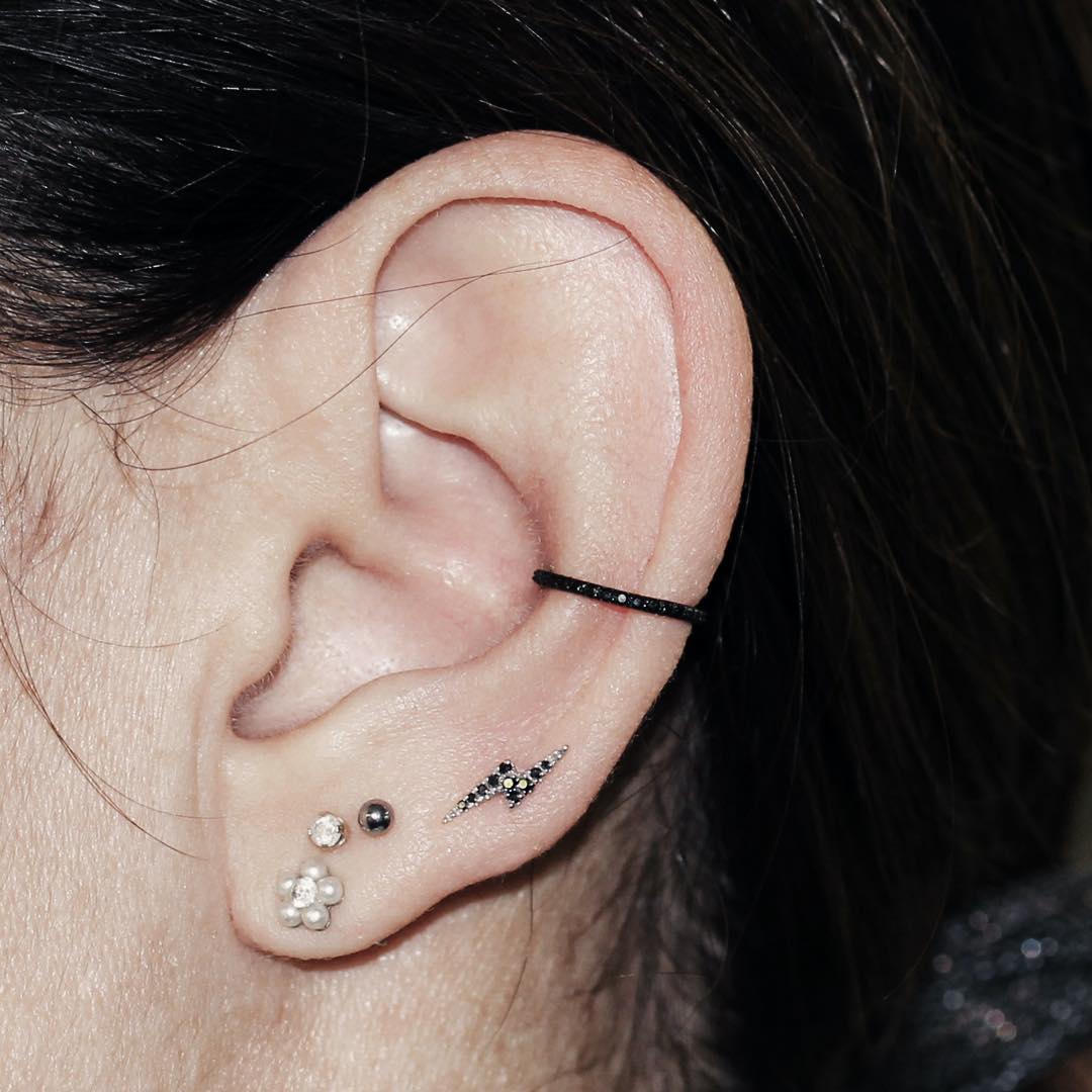 Earring and Ear Piercing Trends 2020 – #2: Multiple Ear Piercings per Ear
